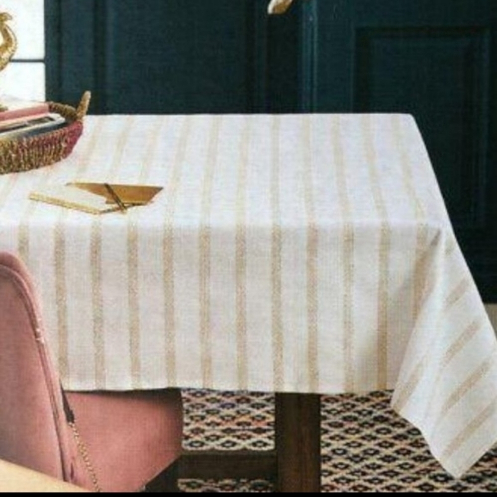 White & Gold Metallic Oblong Tablecloth New